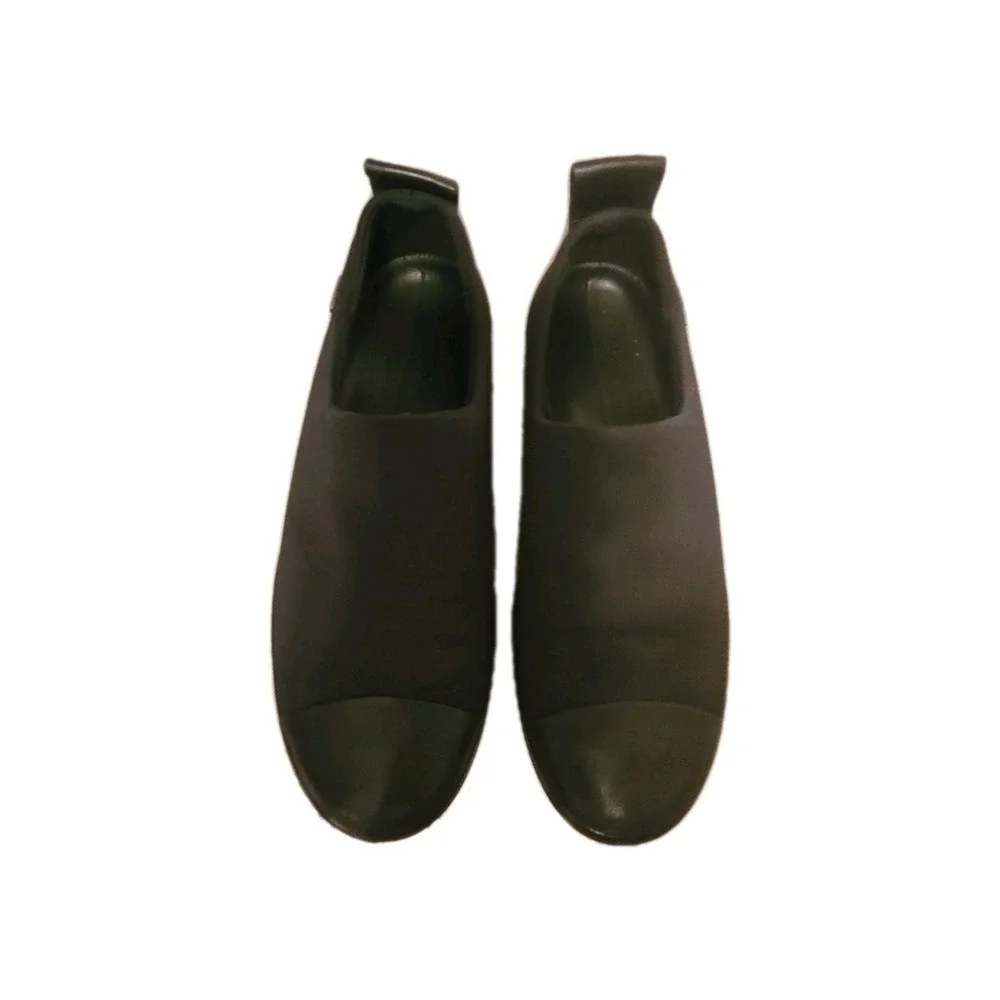 ECCO Women's Soft  Wedge Gore-tex Slip on Sneaker‎ Women's Size 7-7.5